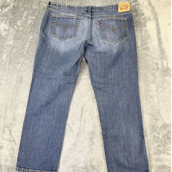 women's Levi boyfriend jeans size 18 good condition - Picture 2 of 8